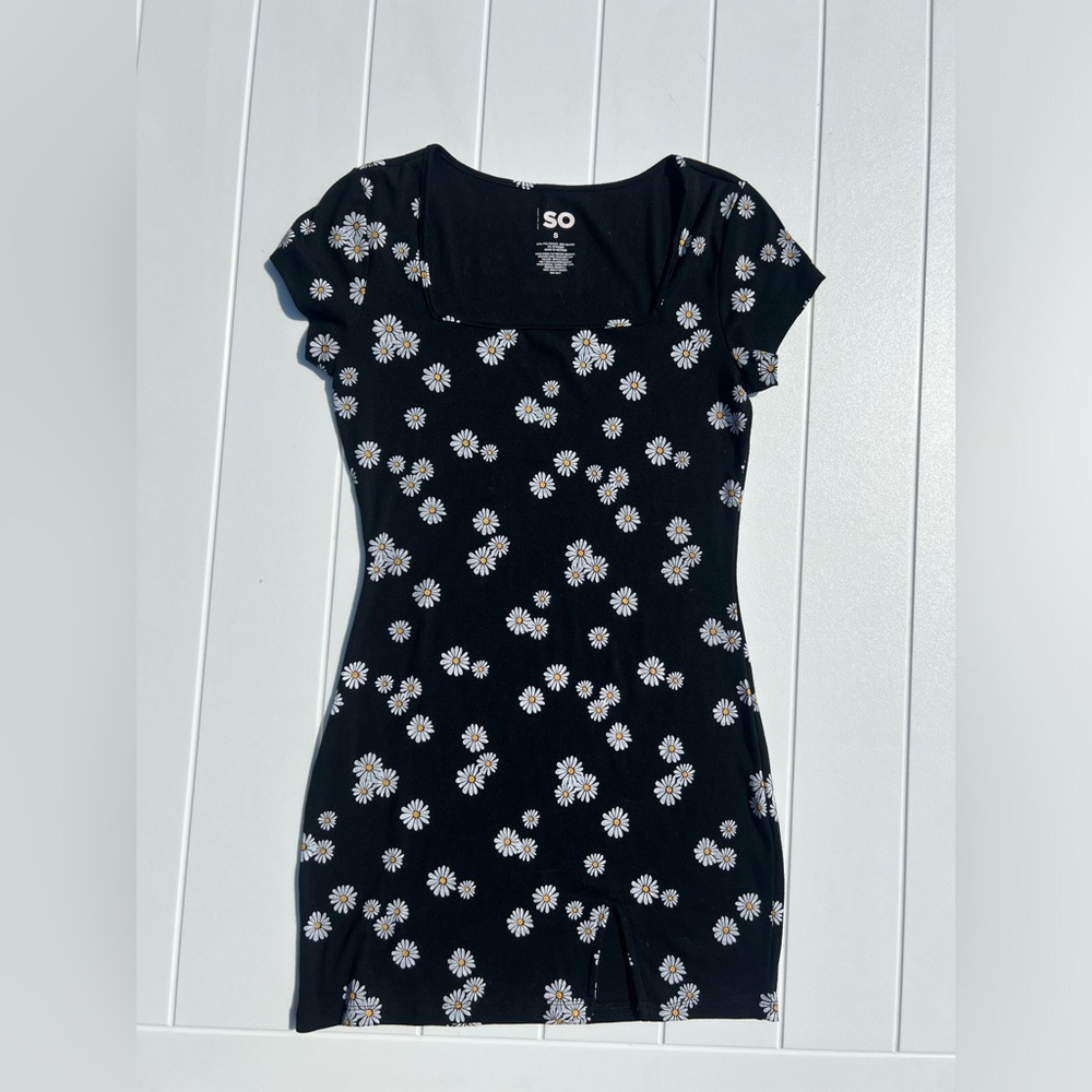 daisy mini dress